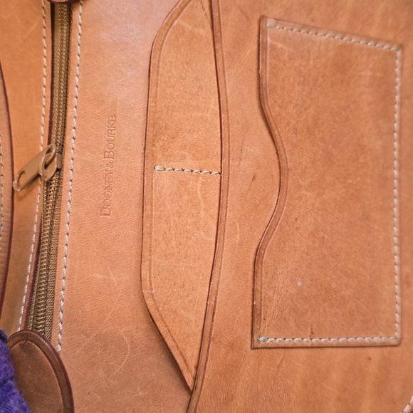 Dooney & Bourke Donegal Feedsack - Picture 9 of 12